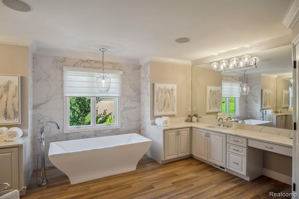 18429 STONERIDGE Court, Northville, MI 48168 — Photo 34