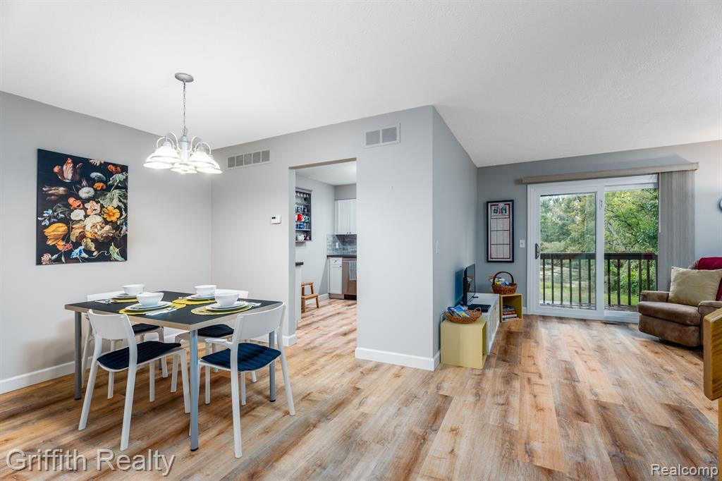 475 GLENWAY Street, Brighton, MI 48116 — Photo 5