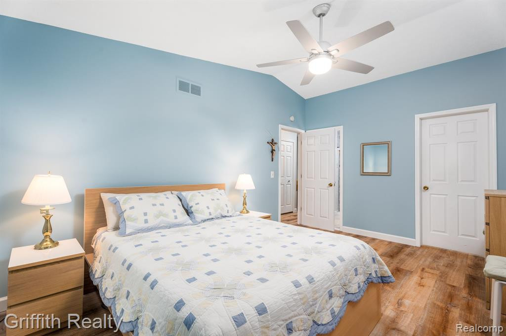 475 GLENWAY Street, Brighton, MI 48116 — Photo 17
