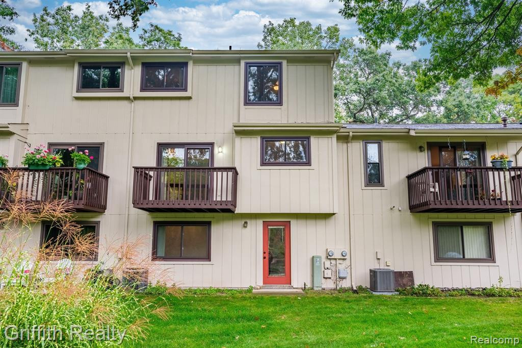 475 GLENWAY Street, Brighton, MI 48116 — Photo 27