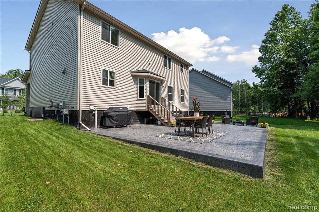 37644 N DIANNE Lane, New Boston, MI 48164 — Photo 47