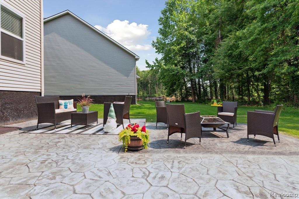 37644 N DIANNE Lane, New Boston, MI 48164 — Photo 52