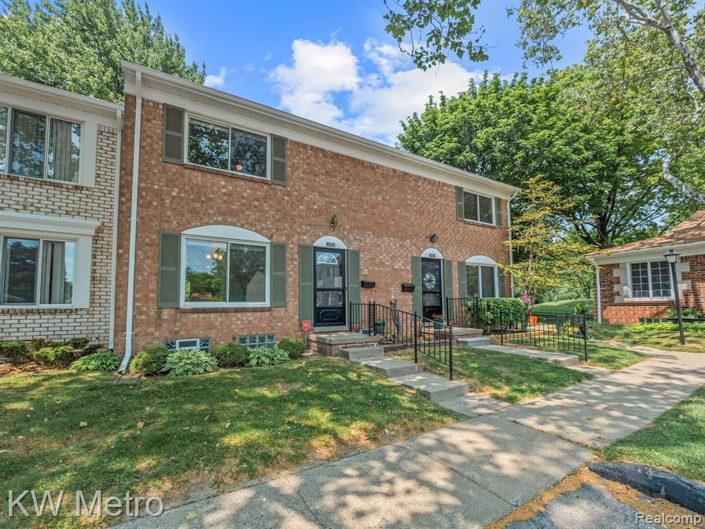 1985 Seabright Court, Royal Oak, MI 48073 — Photo 3