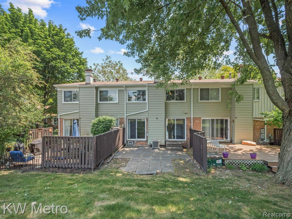 1985 Seabright Court, Royal Oak, MI 48073 — Photo 27