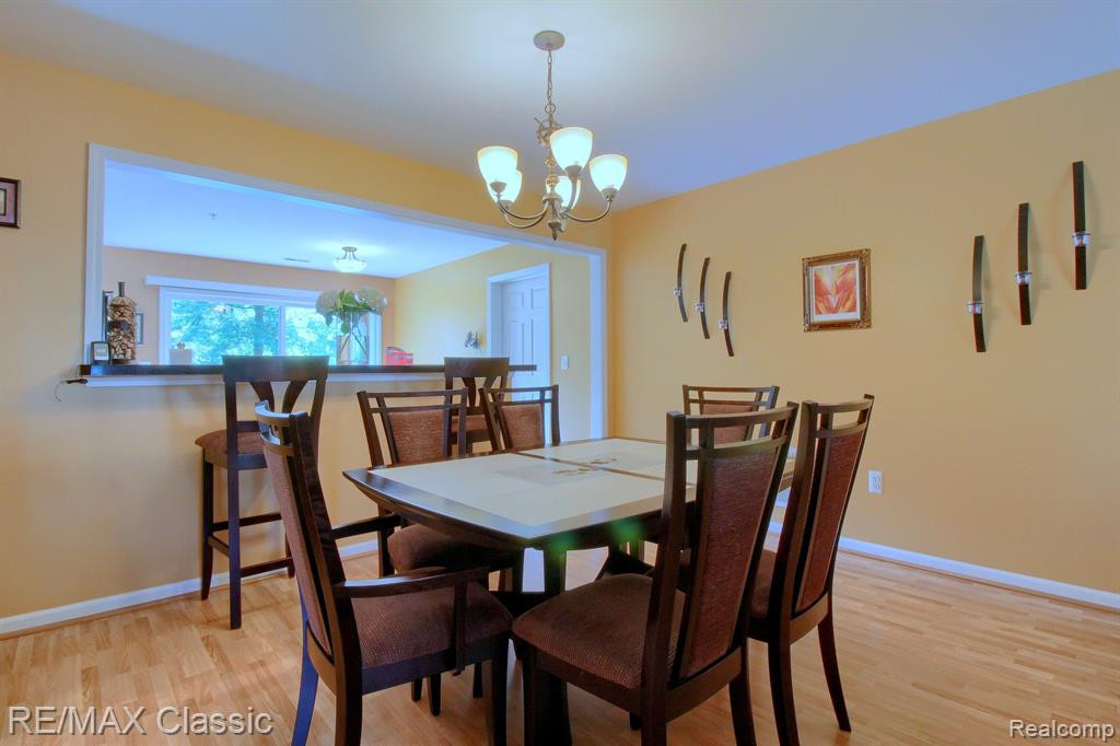 28322 CARLTON WAY Drive, Novi, MI 48377 — Photo 5