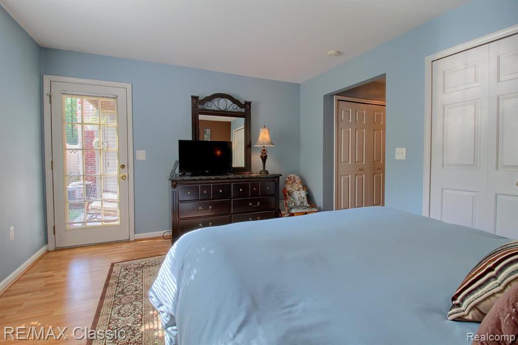 28322 CARLTON WAY Drive, Novi, MI 48377 — Photo 12
