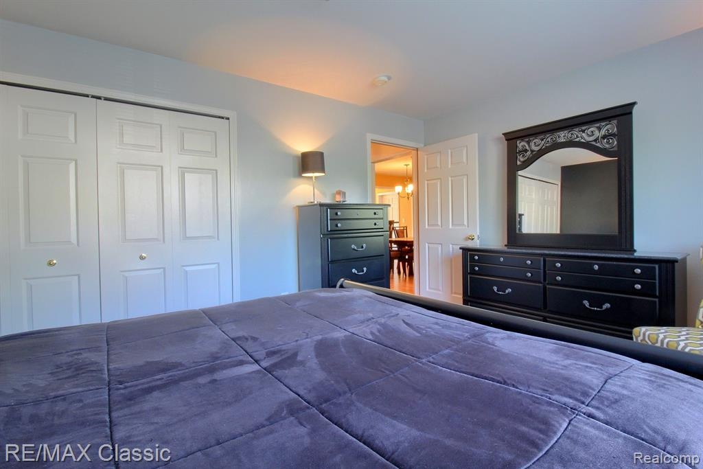 28322 CARLTON WAY Drive, Novi, MI 48377 — Photo 17