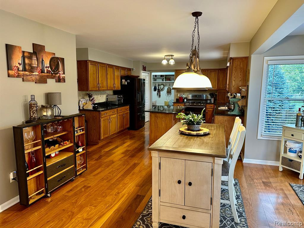 260 BLOSSOM Drive, Canton, MI 48188 — Photo 7