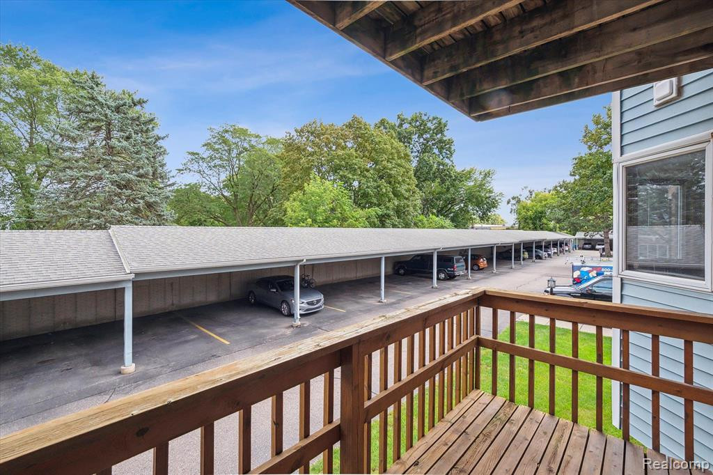 281 PINEWOOD Circle, Plymouth, MI 48170 — Photo 27