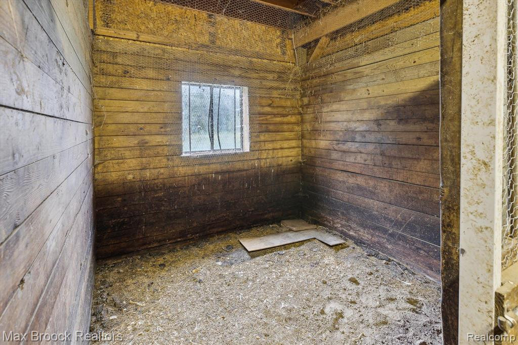 2345 CASTLE Road, North Branch, MI 48461 — Photo 31
