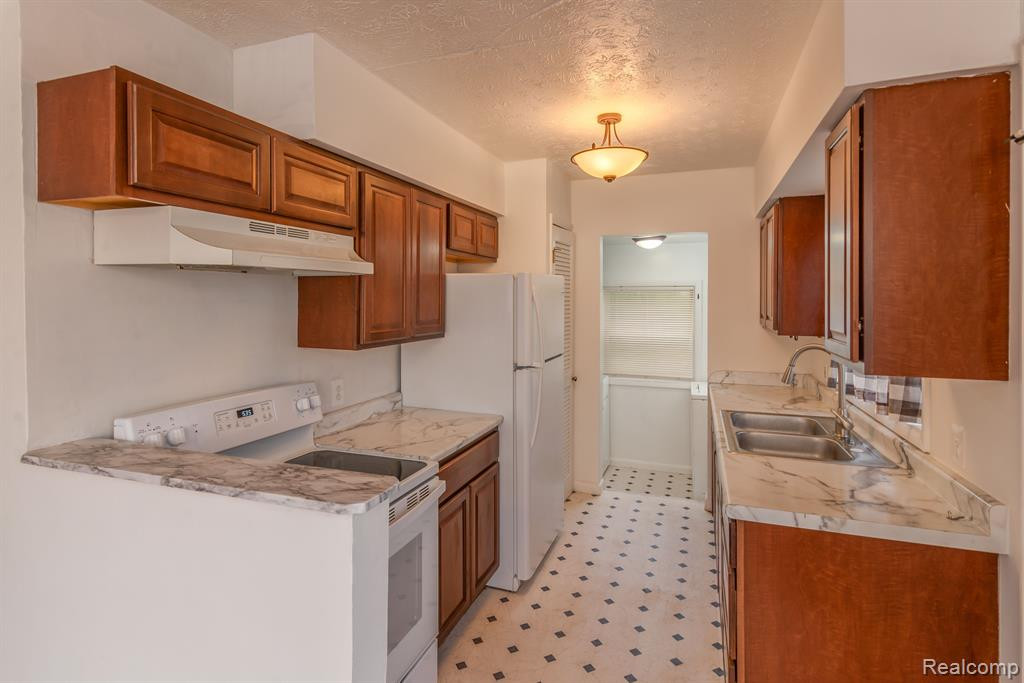 291 DAKOTA Street, Ypsilanti, MI 48198 — Photo 6