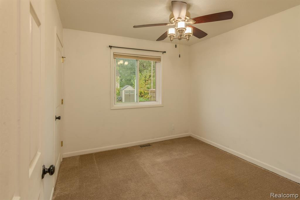 291 DAKOTA Street, Ypsilanti, MI 48198 — Photo 10