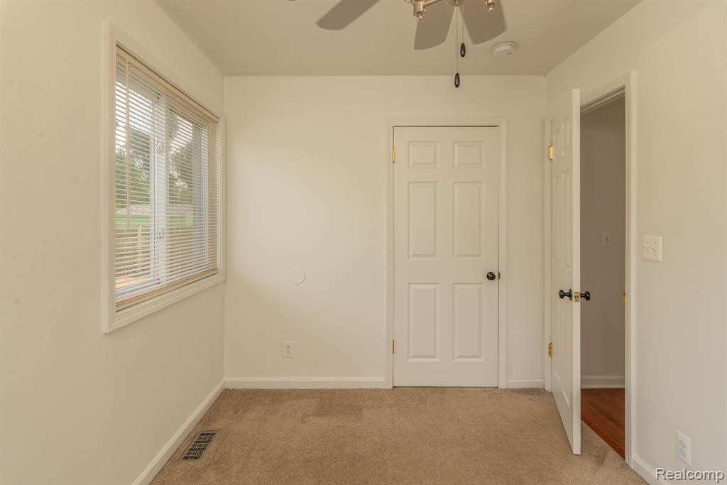 291 DAKOTA Street, Ypsilanti, MI 48198 — Photo 14
