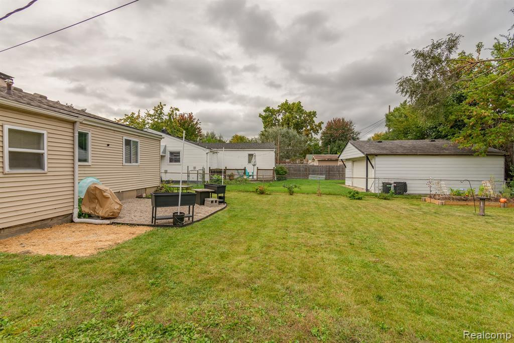 291 DAKOTA Street, Ypsilanti, MI 48198 — Photo 21