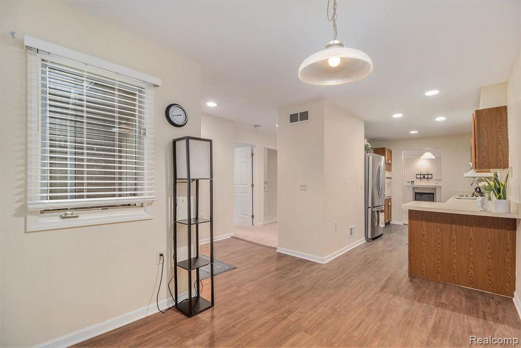 21340 MULBERRY Court, Farmington Hills, MI 48336 — Photo 5