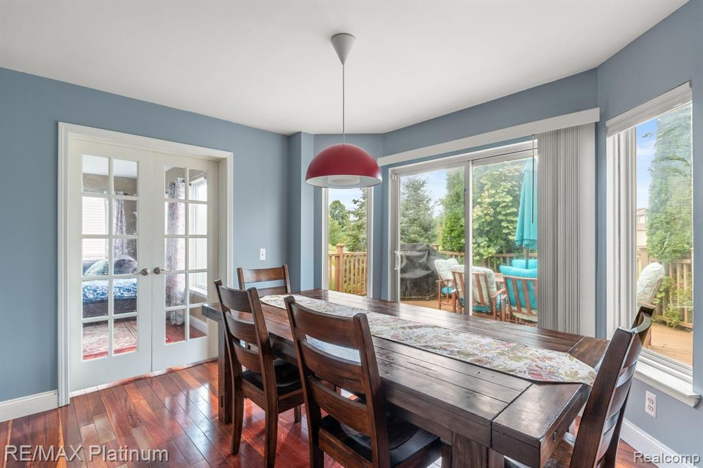 9562 ENDICOTT Lane, Ypsilanti, MI 48197 — Photo 11