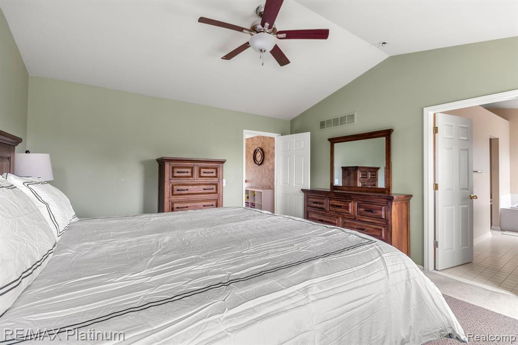 9562 ENDICOTT Lane, Ypsilanti, MI 48197 — Photo 27