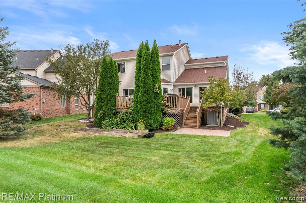 9562 ENDICOTT Lane, Ypsilanti, MI 48197 — Photo 33