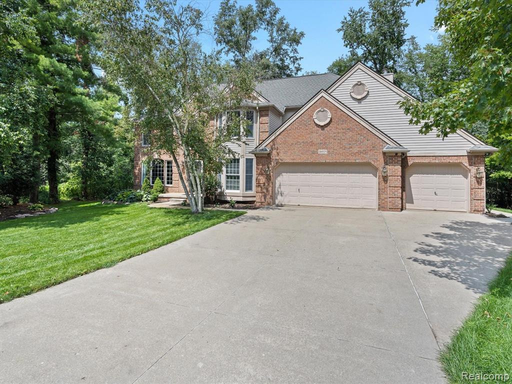 5401 LOHR LAKE Drive, Ann Arbor, MI 48108 — Photo 4