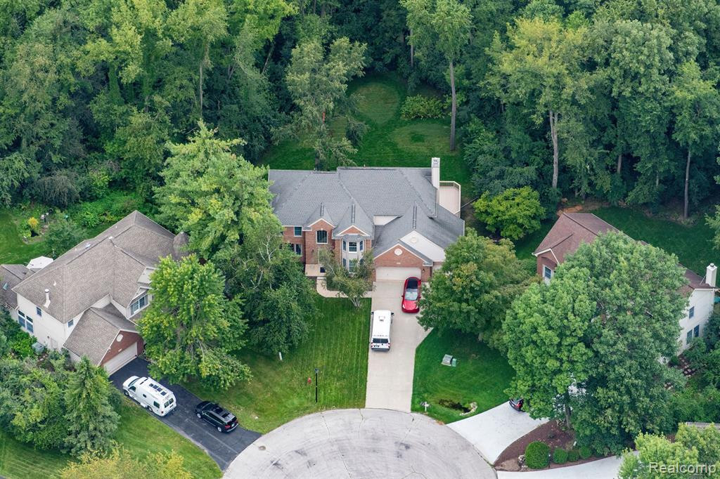 5401 LOHR LAKE Drive, Ann Arbor, MI 48108 — Photo 6