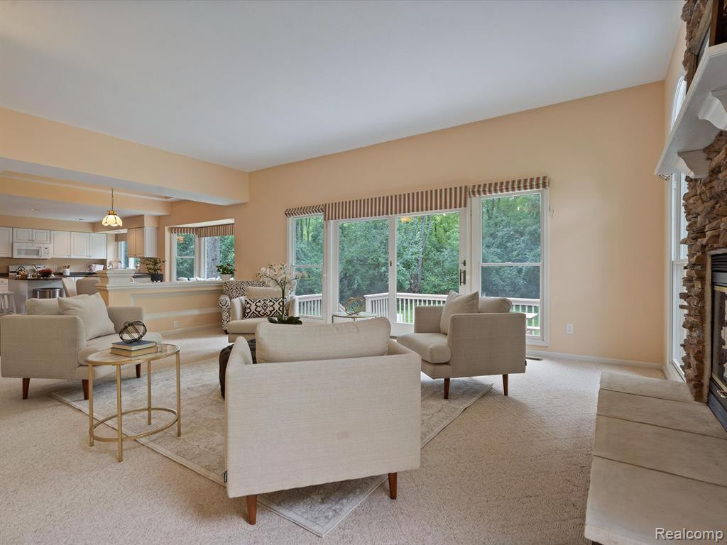5401 LOHR LAKE Drive, Ann Arbor, MI 48108 — Photo 19