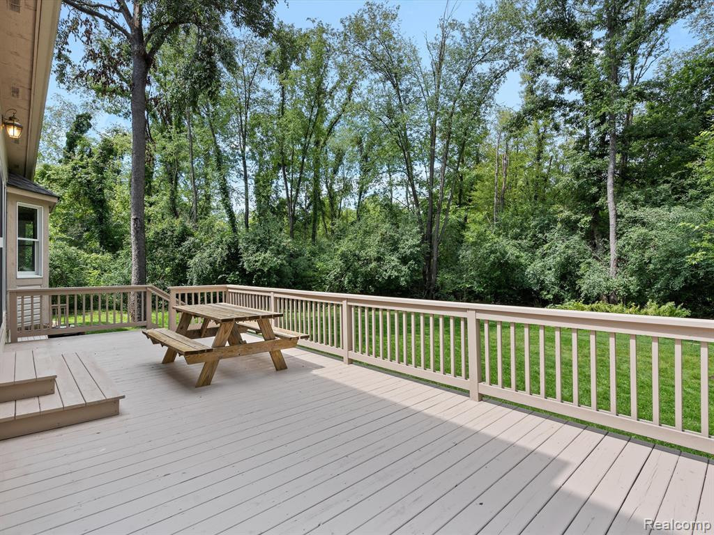 5401 LOHR LAKE Drive, Ann Arbor, MI 48108 — Photo 40