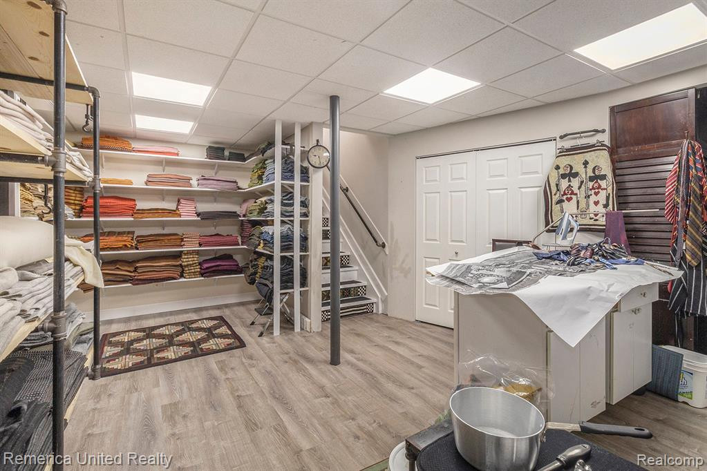 44555 CHEDWORTH Court, Northville, MI 48167 — Photo 38