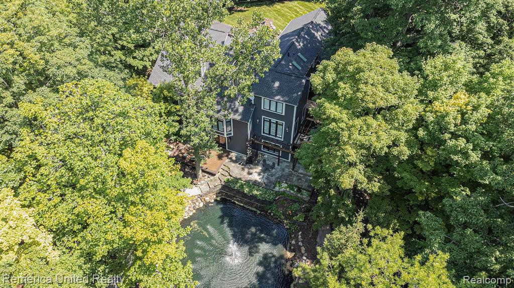 44555 CHEDWORTH Court, Northville, MI 48167 — Photo 42