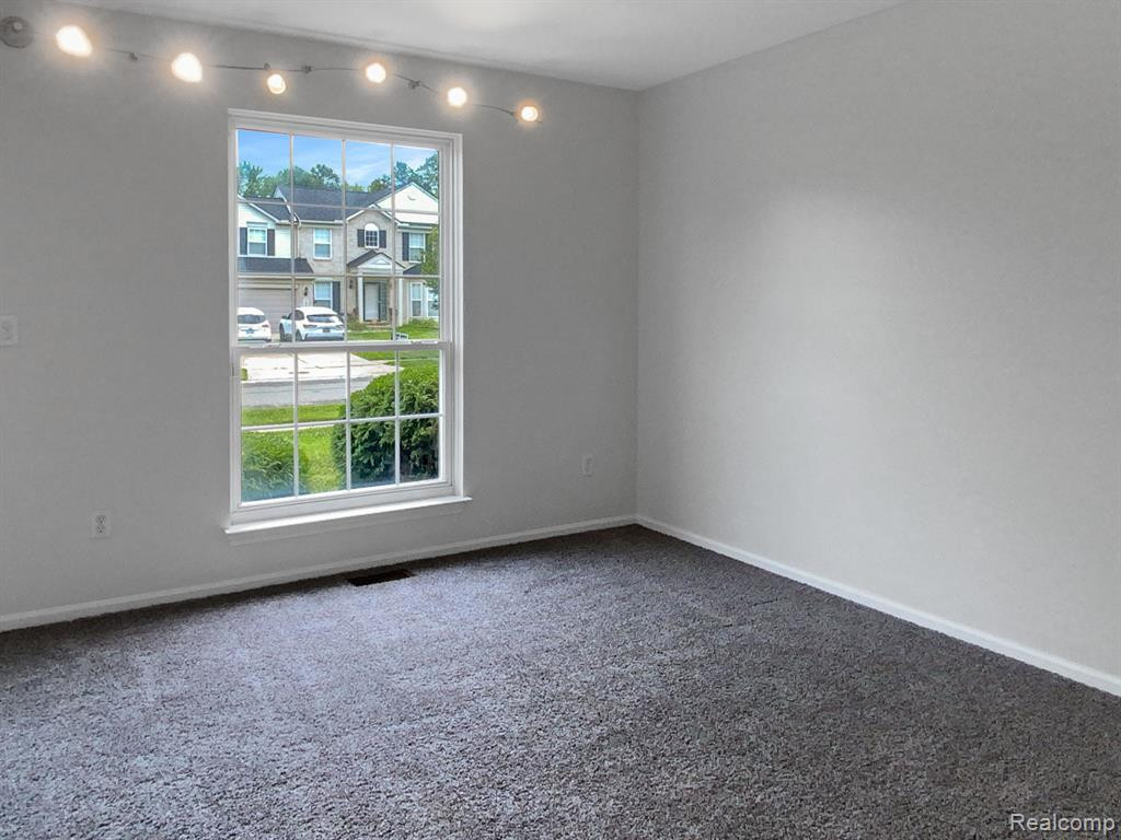 14710 BROOKSIDE Drive, Van Buren, MI 48111 — Photo 9