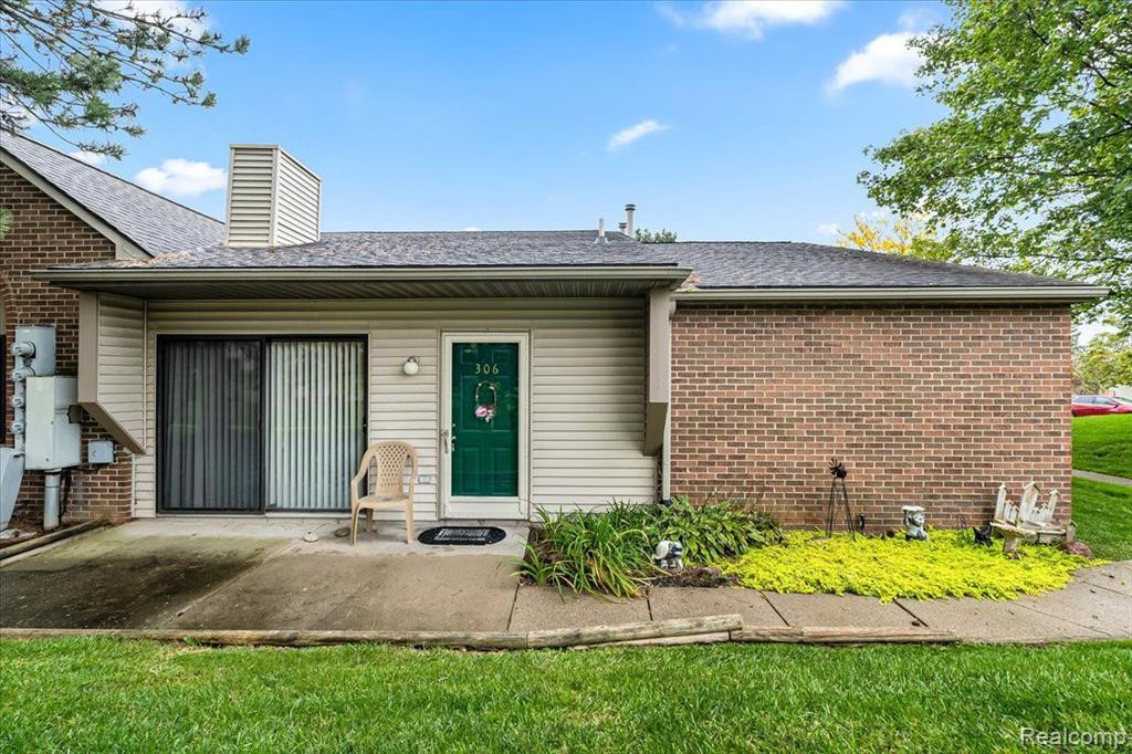 306 Spring Brooke Drive, Brighton, MI 48116 — front exterior