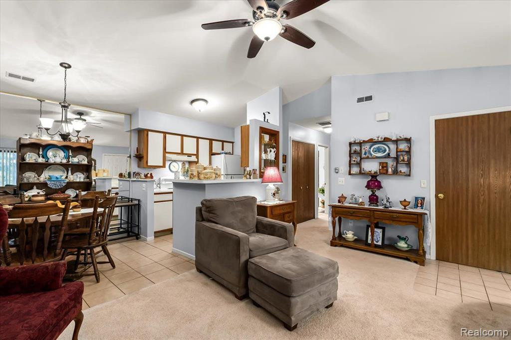 306 Spring Brooke Drive, Brighton, MI 48116 — Photo 6