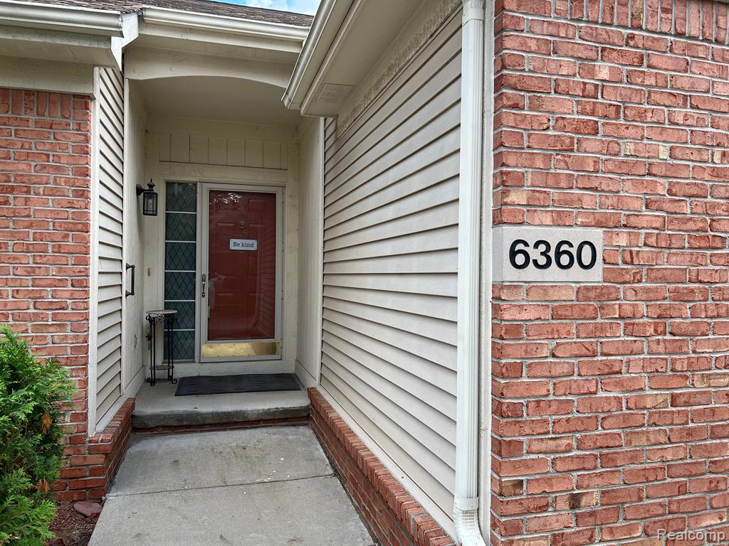 6360 SHEPPARD Drive, Westland, MI — front exterior
