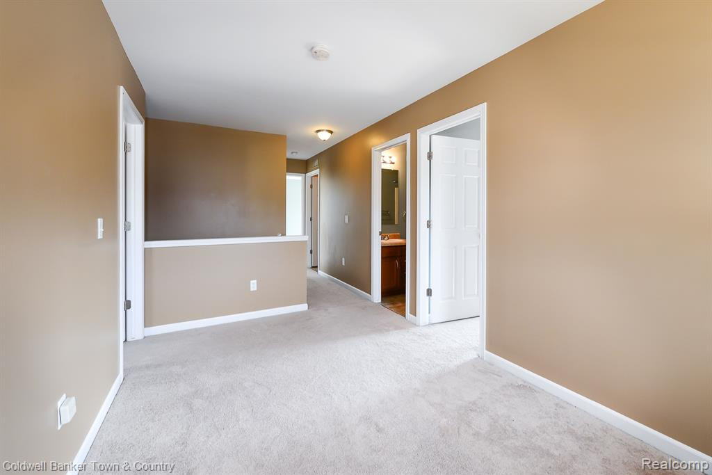 1221 SECRETARIAT Way, Howell, MI 48843 — Photo 22