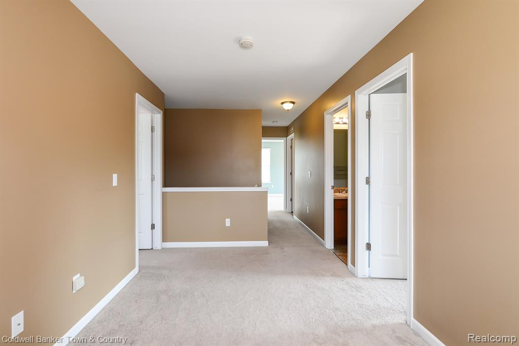 1221 SECRETARIAT Way, Howell, MI 48843 — Photo 23