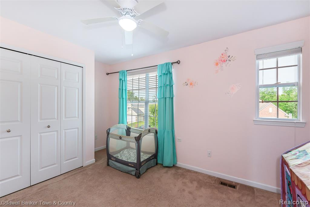 1221 SECRETARIAT Way, Howell, MI 48843 — Photo 24