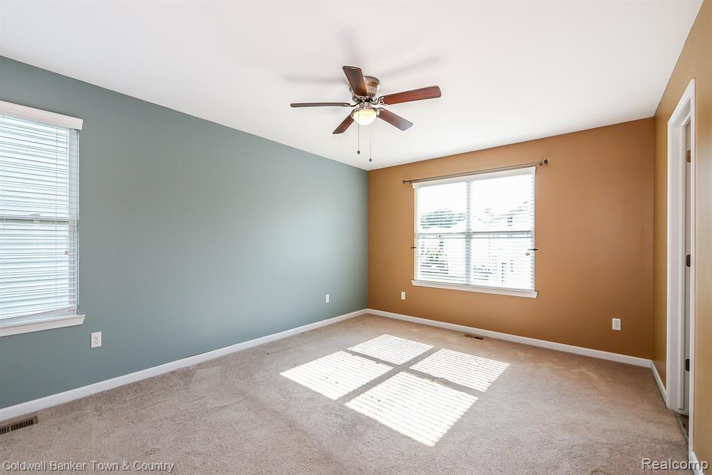 1221 SECRETARIAT Way, Howell, MI 48843 — Photo 31