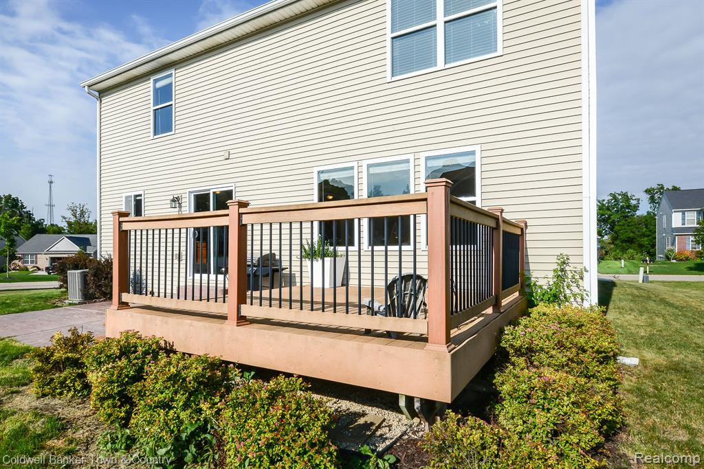 1221 SECRETARIAT Way, Howell, MI 48843 — Photo 45