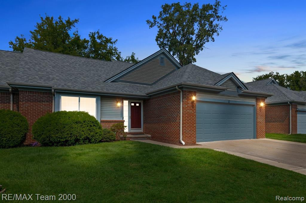 3403 SW Kings River Street, Wyoming, MI, 49418