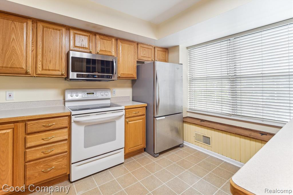 254 LYN ANNE, Ann Arbor, MI 48103 — Photo 7