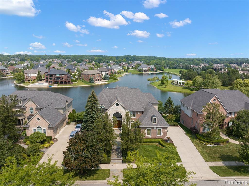 48030 MANORWOOD Drive, Northville, MI 48168 — Photo 3