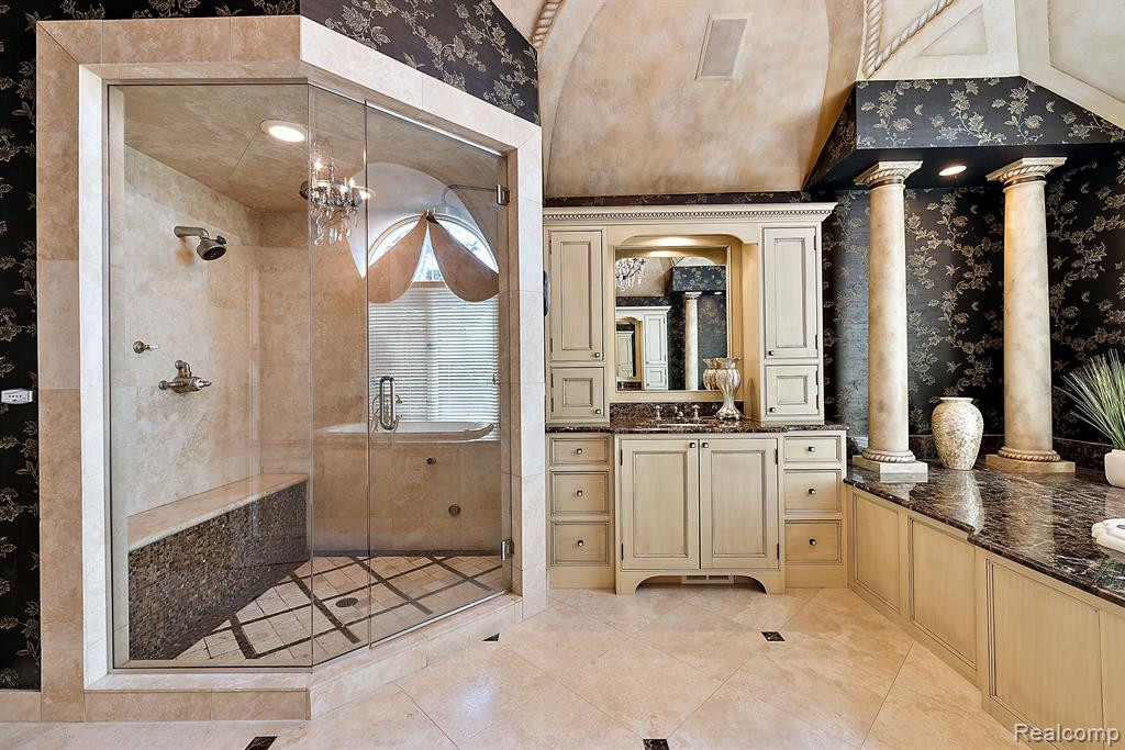 48030 MANORWOOD Drive, Northville, MI 48168 — Photo 36