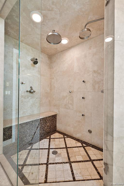 48030 MANORWOOD Drive, Northville, MI 48168 — Photo 37