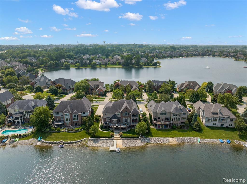 48030 MANORWOOD Drive, Northville, MI 48168 — Photo 64