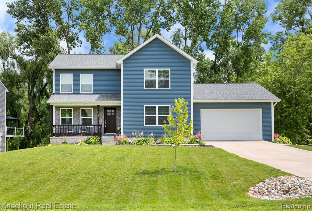 2250 Briar Ridge, Wolverine Lake, MI 48390 — front exterior