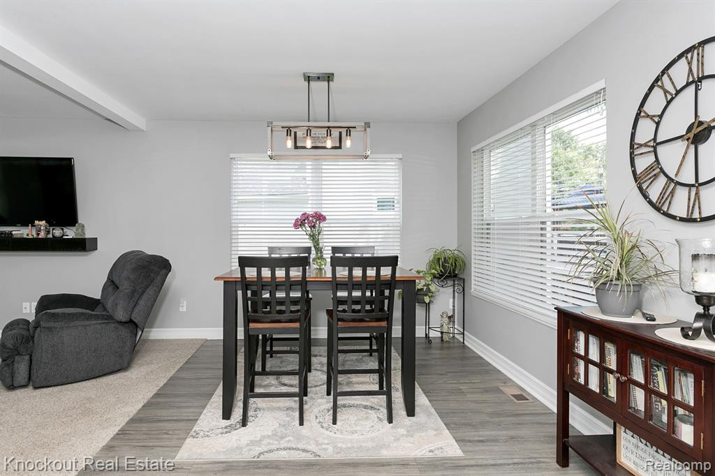 2250 Briar Ridge, Wolverine Lake, MI 48390 — Photo 8