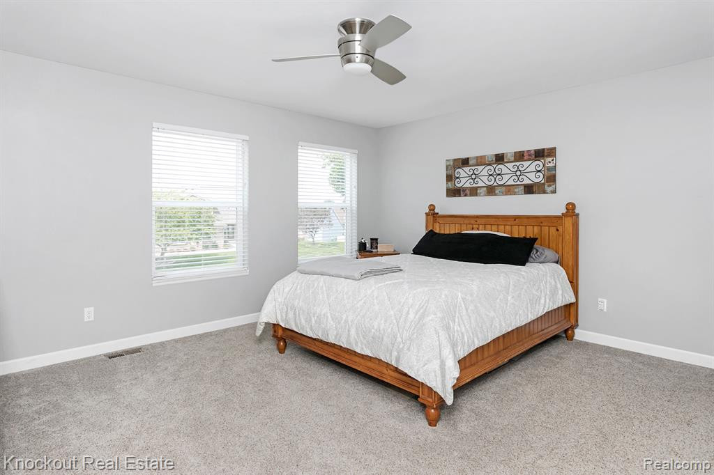 2250 Briar Ridge, Wolverine Lake, MI 48390 — Photo 18
