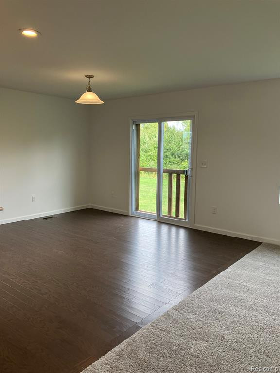 10169 SWAN LAKE Circle, 34, Ypsilanti, MI 48197 — Photo 3