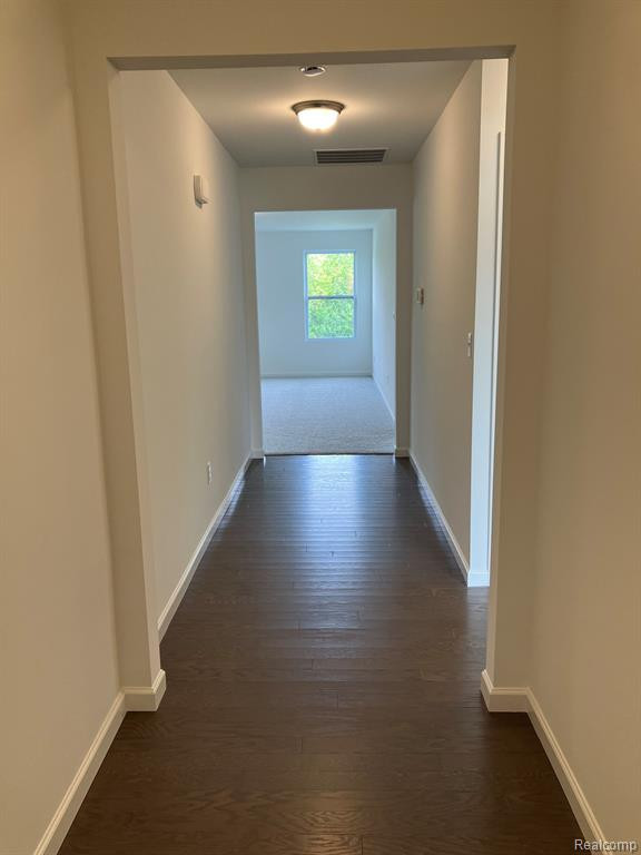 10169 SWAN LAKE Circle, 34, Ypsilanti, MI 48197 — Photo 5