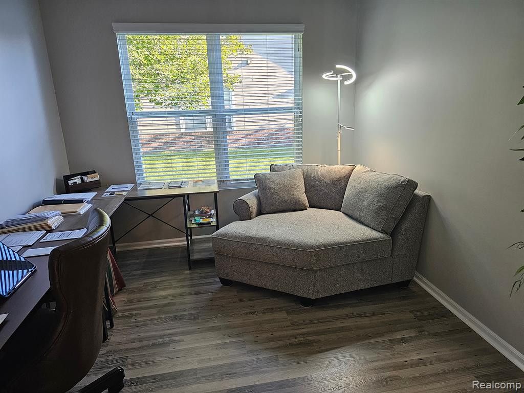 24510 SAND LAKE Lane, Flat Rock, MI 48134 — Photo 8