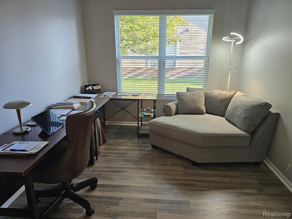 24510 SAND LAKE Lane, Flat Rock, MI 48134 — Photo 10